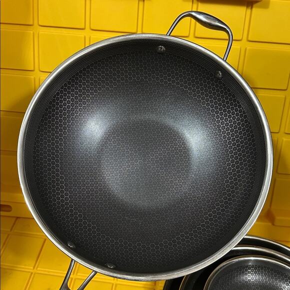 HEXCLAD 4 Piece Nonstick Stainless Steel Frying Pan Set 8 10 12 Wok $600 - Picture 3 of 11